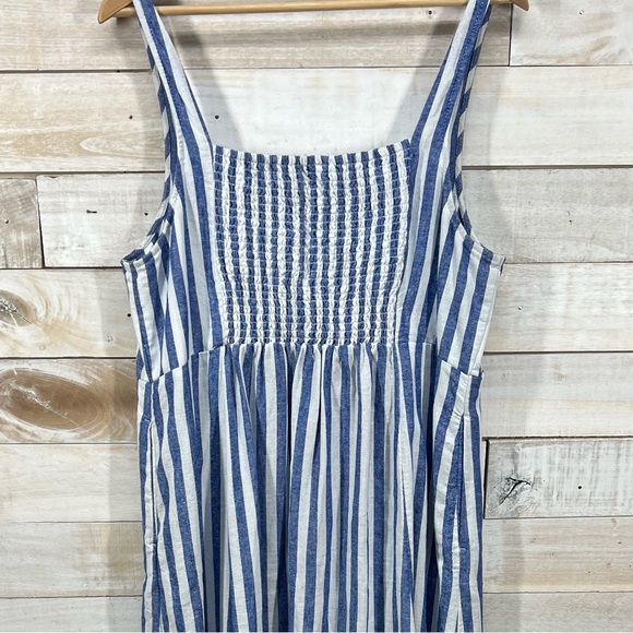 Old Navy Midi Dress Womens XL Blue White Stripe SundressSmock Back Linen Blend - Picture 8 of 13